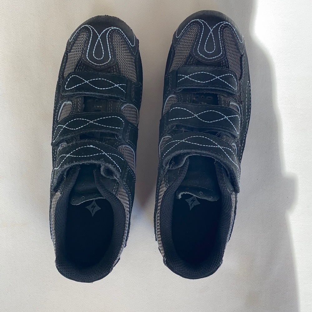 🚵🏻‍♀️Specialized woman mountain bike shoes